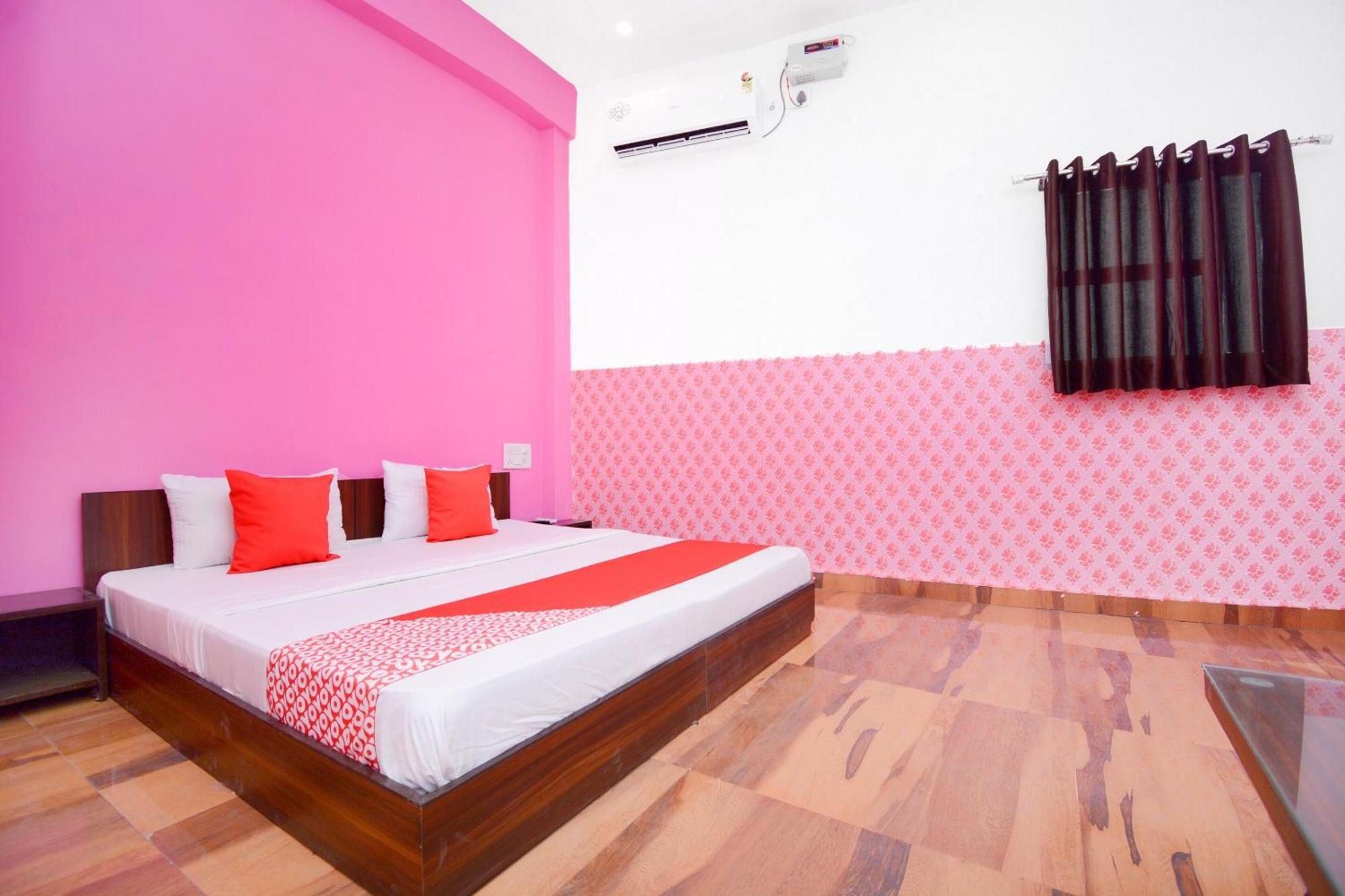 โอโย 36908 โฮเต็ล พาร์ควิว Hotel Bhiwani ภายนอก รูปภาพ
