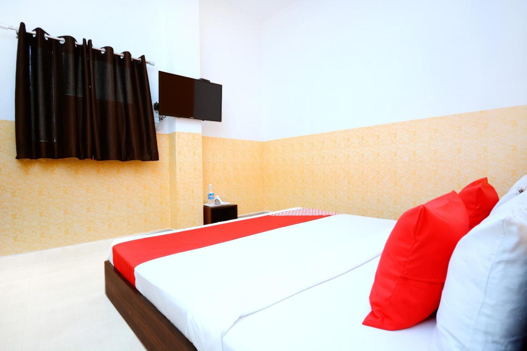 โอโย 36908 โฮเต็ล พาร์ควิว Hotel Bhiwani ภายนอก รูปภาพ